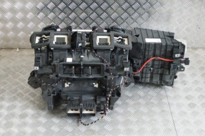 Комплектна обігрівач bmw f11 9202574 фото №1