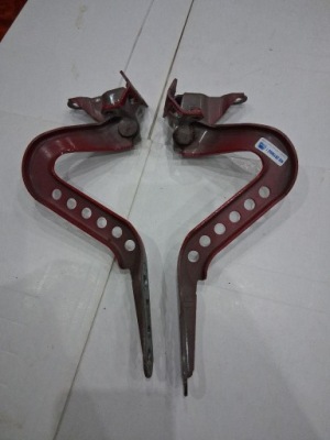 Петли капот комплект toyota aygo ii красные фото №1