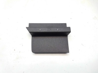 Заглушка бік багажника 5g6867461 wv golf vii 3/5 двері ліва оригінал фото №1