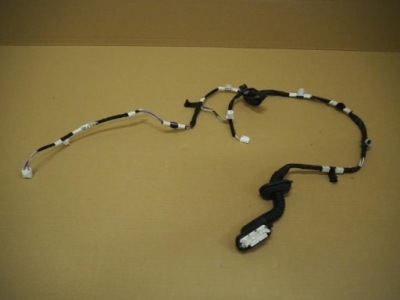 Электропроводка дверь правых задних toyota c-hr фото №1