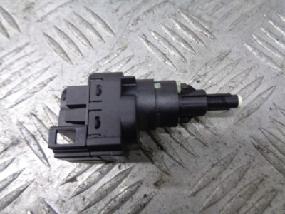 Датчик света стоп vw polo iv 6q0945511 фото №1