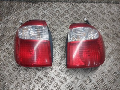 FAROS PARTE TRASERA IZQUIERDA + DERECHA MAZDA 626 V GF UNIVERSAL  