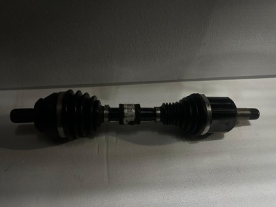 Приводной вал левая mercedes gla w247 a1773305802 фото №1