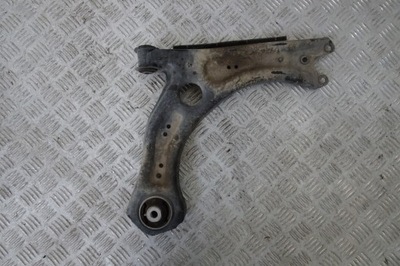 Vw taigo - важіль правий фото №1