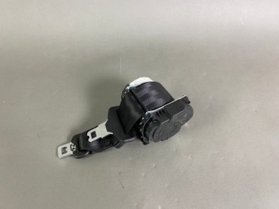 Pas безпеки задній alfa giulia задня фото №1