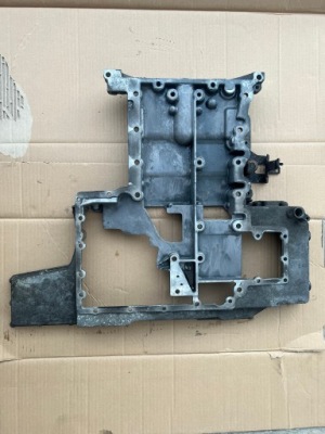 Поддон масляная верхний audi a8 d3 w12 6.0 bht 07c103805a фото №1