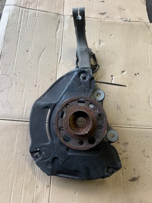 Mercedes s 222 поворотный кулак левый перед 4matic фото №1