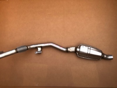 Audi q7 q8 4m труба выхлопная с глушителем передний правая 4m0253350cf 15 km фото №1