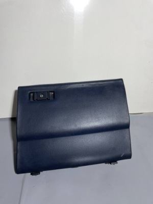 Бардачок правий панелі пасажира toyota supra 88-93 фото №1