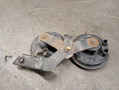 1j0951182a клаксон skoda octavia i фото №1