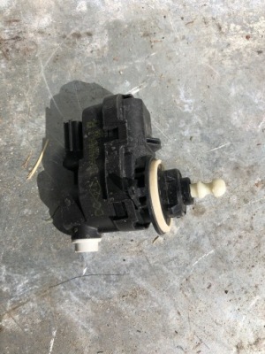 Моторчик регулировки лампы clio v 260564014r фото №1