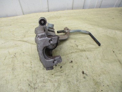 Nissan primera p12 kombi супорт задня правий фото №1