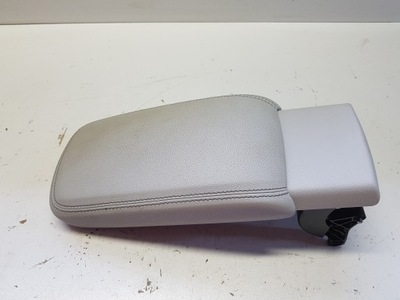 Mercedes w176 lift подлокотник светлая кожа фото №1