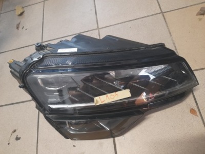 Лампа правая skoda karoq 57b941016f фото №1