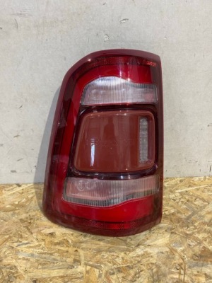 Dodge ram v 2019+ фара левый задний  led мёртвая зона европа 68262531 фото №1