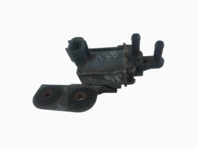 Клапан вакуумa suzuki samurai 1.3 18117-80c00 фото №1