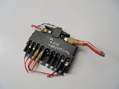 Центральная защита przed przeciążeniem аккумулятора mercedes-benz c-class estate фото №1