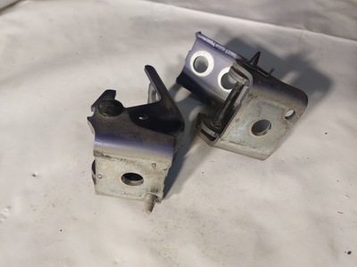 Петли дверь правый перед peugeot 208 i фото №1