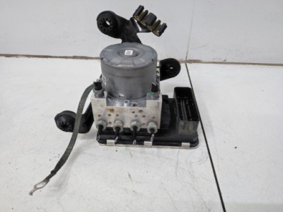 Насос abs volvo xc60 ii 2 2.0d фото №1