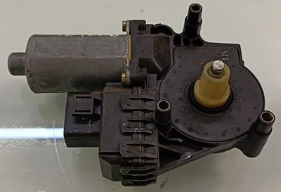 Audi a4 b5 lift 00 r моторчик стекло правый перед фото №1