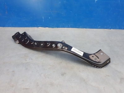 Toyota rav4 2019- 19- панель фары правый кронштейн фото №1