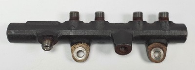 Молдинг впрыскная renault kangoo ii 1.5 dci фото №1