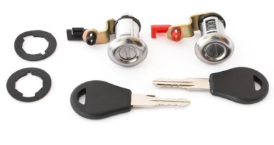 2x вкладка замка перед l+p nissan terrano 86-95 фото №1