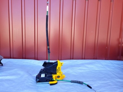 Замок лівий перед hyundai i30 ii 12-17 eu kombi фото №1