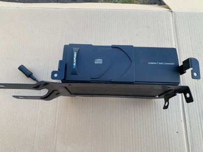 Чейнджер cd blaupunkt alfa romeo 159 ladna оригинал фото №1