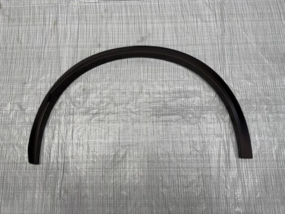 Молдинг крила права maserati grecale trofeo 670200585 фото №1
