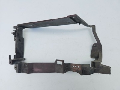 Панель фари лівий кронштейн лампи лівий audi v8 d11 фото №1