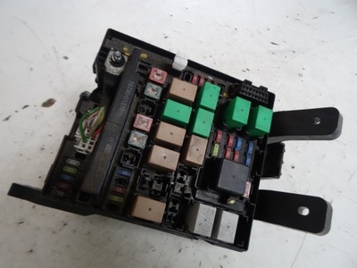 Коробка запобіжників 91950-2s010 hyundai ix35 фото №1