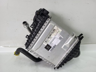 Радіатор проміжний mercedes gle w167 a6540106607 фото №1