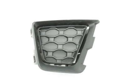 Jeep renegade рестайлинг  18- решётка решётка  бампера противотуманной фары правый  правая  перед фото №1