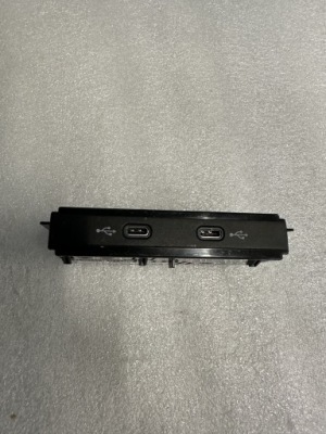 !разъём usb vw 5na035736! фото №1