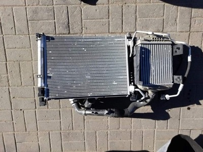 Радіатор кондиціонера renault orginał 921001908r фото №1