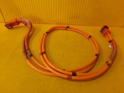 Tesla model 3 кабель шланг аккумулятора 1109003-00-e фото №1