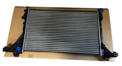 Радіатор води renault master 2.3 dci movano 2010- фото №1