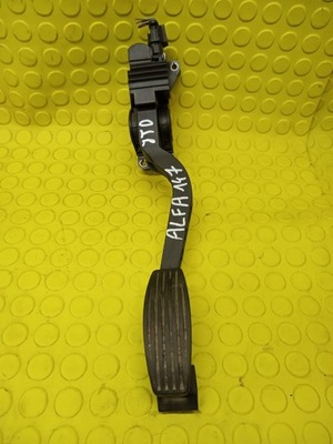 Alfa romeo 147 педаль газу потенціометр 0281002380 фото №1