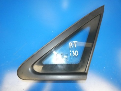 Hyundai i30 ii стекло боковая правый задняя треугольник фото №1