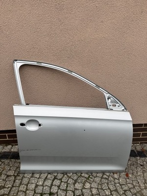 Дверь правый перед передние skoda rapid 5ja фото №1