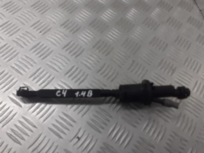 Помпа зчеплення citroen c4 1.4 pa66gf35 фото №1