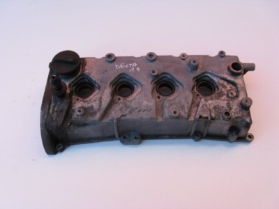 Крышка клапанов lancia delta iii 1.4 t-jet фото №1