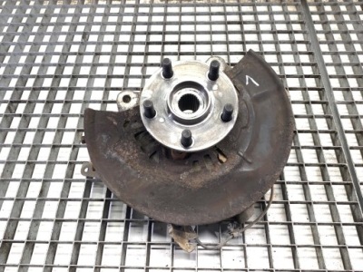 Поворотный кулак левый перед lexus ct 1.8 99km фото №1