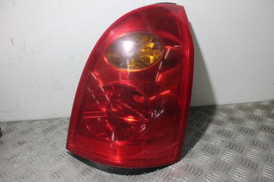 FARO DERECHA PARTE TRASERA NISSAN PRIMERA P12  