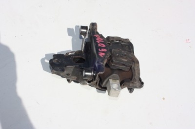 Подушка двигателя vw polo 9n lift 1,2 v6 фото №1