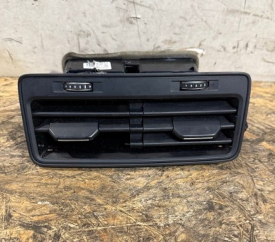 Audi q7 q8 4m решётка обдув задний задняя 4m08819203 фото №1