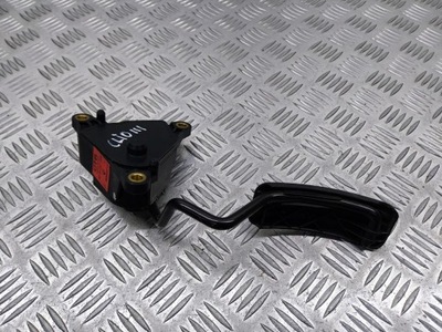 Потенциометр педаль газа renault clio iii 1.2 16v 8200297335 фото №1