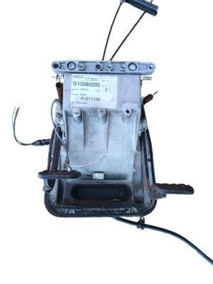 Iveco eurocargo 00r. основание педалей сцепления педаль тормоза komplekt фото №1