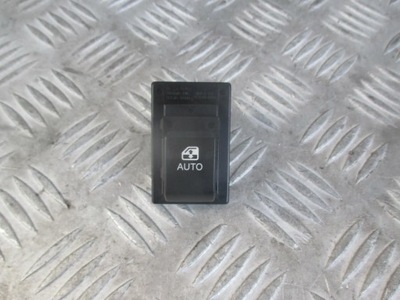 Кнопка вікон задня 93575-1h100 kia ceed i 06-12 r. фото №1